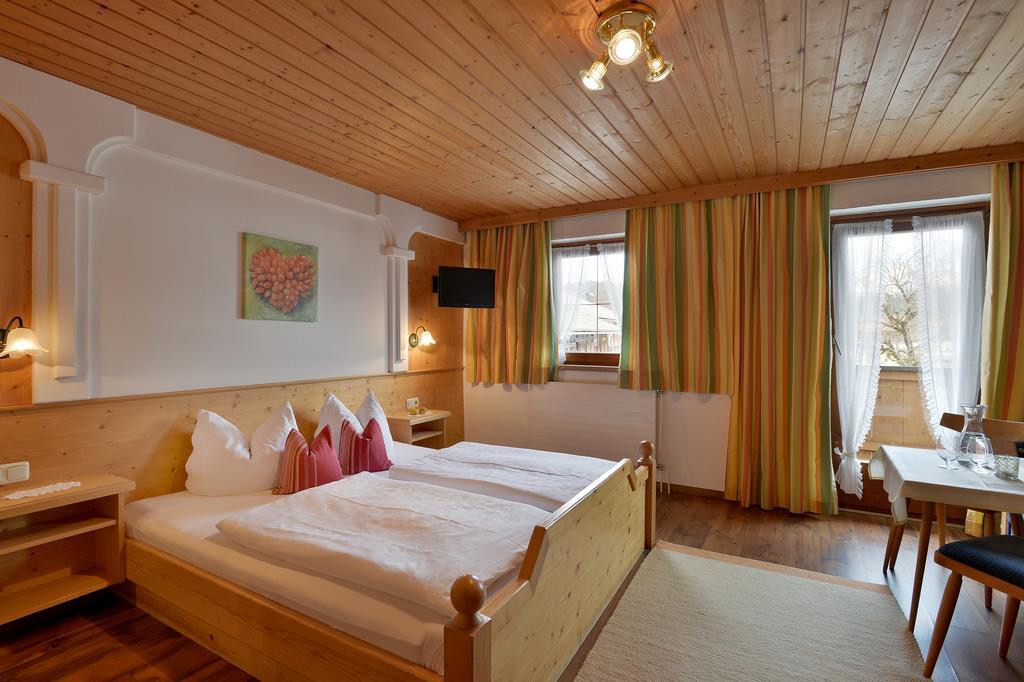 Vila Huettschmiedhof Kössen Pokoj fotografie