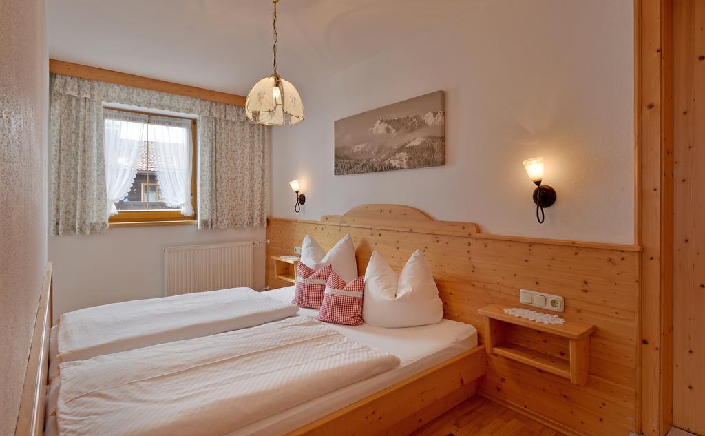 Vila Huettschmiedhof Kössen Pokoj fotografie
